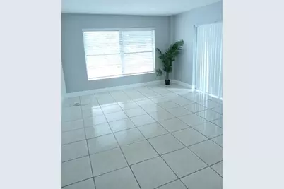 4170  Inverrary Dr, Unit #412, Lauderhill, FL 33319 - Photo 9