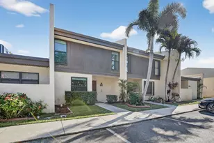 1261 NW 99th Terrace, Pembroke Pines, FL 33024 - Photo 3