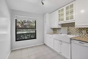 1261 NW 99th Terrace, Pembroke Pines, FL 33024 - Photo 7