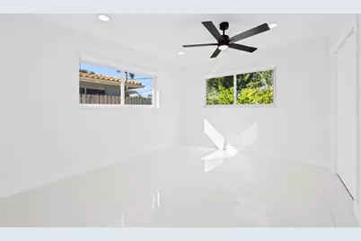 2149 NE 58th Ct, Fort Lauderdale, FL 33308 - Photo 17