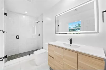 2149 NE 58th Ct, Fort Lauderdale, FL 33308 - Photo 15