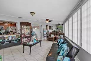 9516 NW 80th Ct, Tamarac, FL 33321 - Photo 13