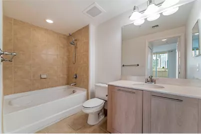 511 SE 5th Ave, Unit #803, Fort Lauderdale, FL 33301 - Photo 9