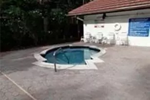 8433 Forest Hills Dr, Coral Springs, FL 33065 - Photo 7