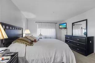 8220 SW 24th St, North Lauderdale, FL 33068 - Photo 13