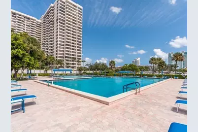 500  Three Islands Blvd, Unit #L15, Hallandale Beach, FL 33009 - Photo 31
