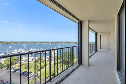 136  Lakeshore Dr, Unit #T10, North Palm Beach, FL 33408 - Photo 29
