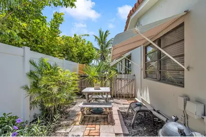 1931 NE 27 Street, Lighthouse Point, FL 33064 - Photo 19