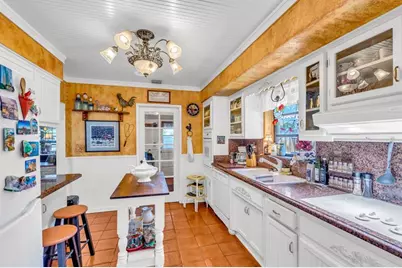 1931 NE 27 Street, Lighthouse Point, FL 33064 - Photo 21