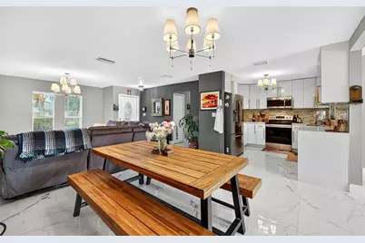 10775 NW 40th St, Coral Springs, FL 33065 - Photo 11