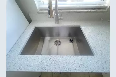 8010 SW 7th St, North Lauderdale, FL 33068 - Photo 5