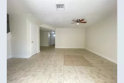8010 SW 7th St, North Lauderdale, FL 33068 - Photo 13