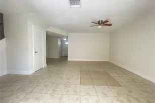 8010 SW 7th St, North Lauderdale, FL 33068 - Photo 13