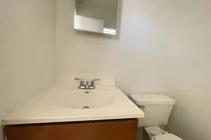 8010 SW 7th St, North Lauderdale, FL 33068 - Photo 11