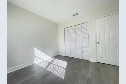 8010 SW 7th St, North Lauderdale, FL 33068 - Photo 25