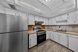 7300 NW 17th St, Plantation, FL 33313 - Photo 13