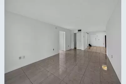 7300 NW 17th St, Unit #203, Plantation, FL 33313 - Photo 19