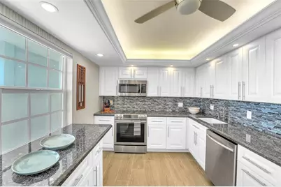 4015 W Palm Aire Dr, Unit #703, Pompano Beach, FL 33069 - Photo 17