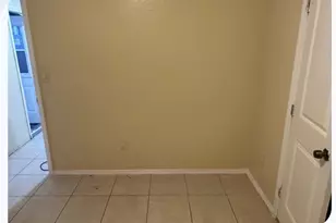 6530 SW 7th Ct, North Lauderdale, FL 33068 - Photo 5