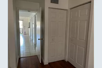 3252  Foxcroft Rd, Unit #101, Miramar, FL 33025 - Photo 11