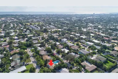 10 S Swinton Cir, Delray Beach, FL 33444 - Photo 3