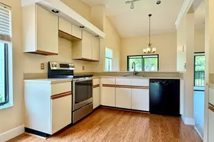 10805 Bahama Palm Way, Boynton Beach, FL 33437 - Photo 19