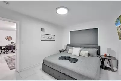 2001  Washington St, Hollywood, FL 33020 - Photo 19