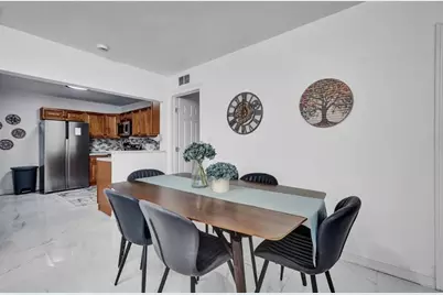 2001  Washington St, Hollywood, FL 33020 - Photo 15