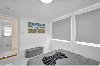 2001  Washington St, Hollywood, FL 33020 - Photo 25