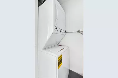 2001  Washington St, Hollywood, FL 33020 - Photo 37