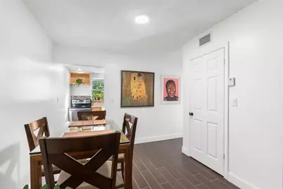 1900 NE 8th Ct, Unit #206, Fort Lauderdale, FL 33304 - Photo 11