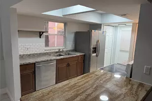 4330 NW 80th Ave, Coral Springs, FL 33065 - Photo 7