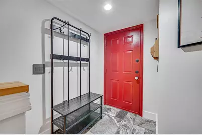 2021 SE 10th Ave, Unit #205, Fort Lauderdale, FL 33316 - Photo 3