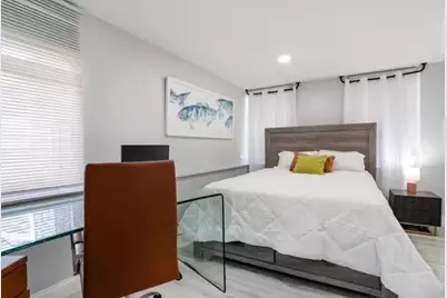 408 NE 26th Dr, Wilton Manors, FL 33334 - Photo 21