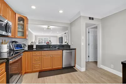 55 SE 14th St, Unit #211, Boca Raton, FL 33432 - Photo 9