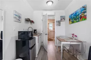 2625 NE 13th Ct, Fort Lauderdale, FL 33304 - Photo 7