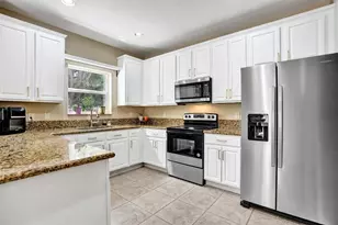 12652 NW 6th Ct, Coral Springs, FL 33071 - Photo 11