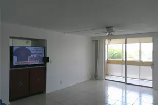 403 NW 68th Ave, Plantation, FL 33317 - Photo 7