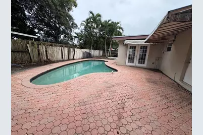 6502  Boulevard Of Champions, North Lauderdale, FL 33068 - Photo 5