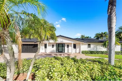 2443 NE 26th St, Lighthouse Point, FL 33064 - Photo 3