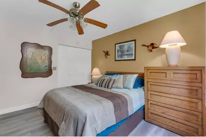 7340  Lake Circle Dr, Unit #301, Margate, FL 33063 - Photo 27