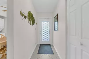 7340 Lake Cir Dr, Margate, FL 33063 - Photo 11