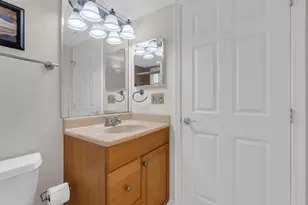 7340 Lake Cir Dr, Margate, FL 33063 - Photo 29