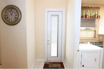 8075  Kiawah Trce, Port Saint Lucie, FL 34986 - Photo 13