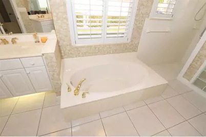 8075  Kiawah Trce, Port Saint Lucie, FL 34986 - Photo 33