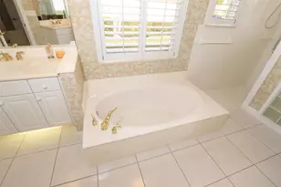 8075 Kiawah Trce, Port Saint Lucie, FL 34986 - Photo 33