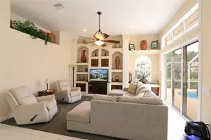 8075 Kiawah Trce, Port Saint Lucie, FL 34986 - Photo 5