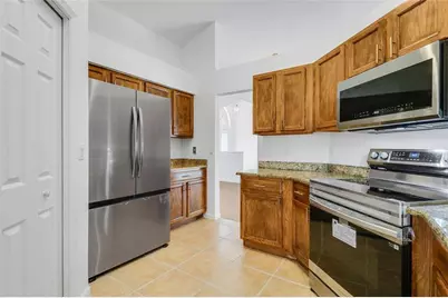4634 NW Gastonia St, Port Saint Lucie, FL 34983 - Photo 13