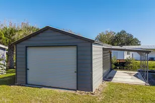 1075 Duck Ln, Okeechobee, FL 34974 - Photo 39