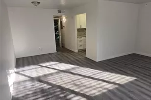 251 SW 132nd Way, Pembroke Pines, FL 33027 - Photo 3